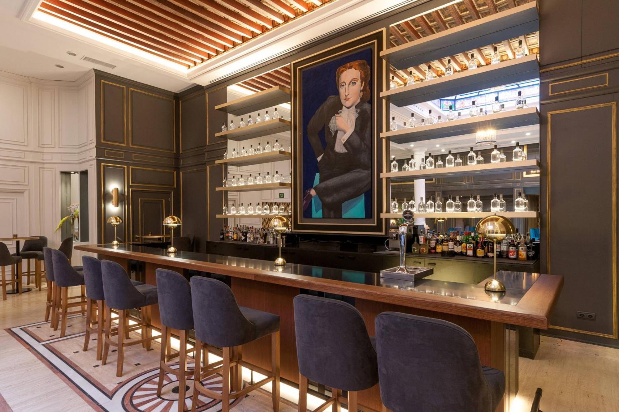 Eugenia De Montijo, Autograph Collection Hotel Toledo Buitenkant foto The Bar at The Ivy, St John's Wood
